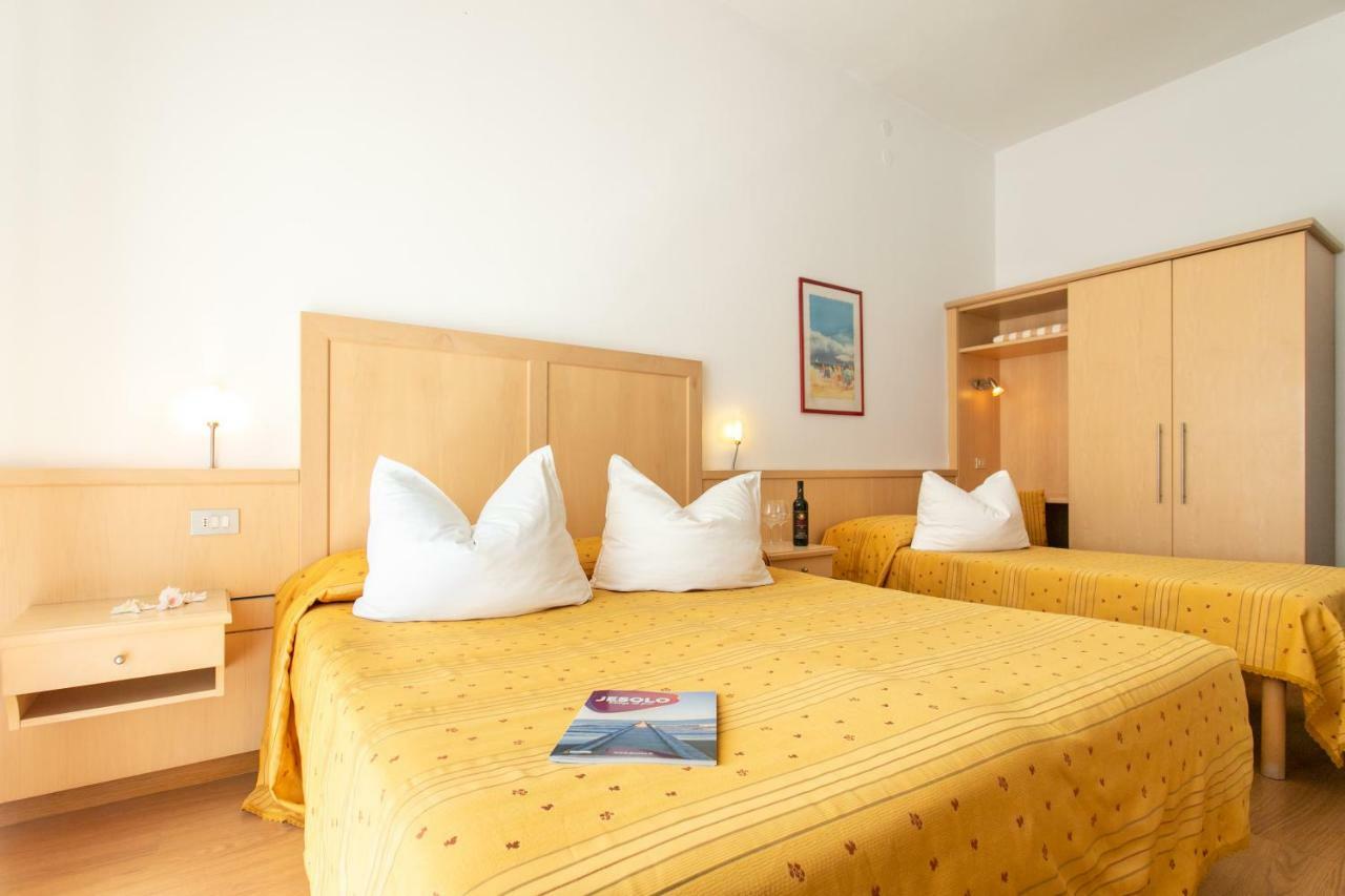 Hotel Venezia E La Villetta 리도 디 예솔로 외부 사진