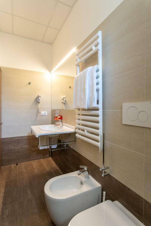 Hotel Venezia E La Villetta 리도 디 예솔로 외부 사진